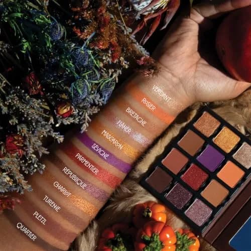 Viseart Paris Etendu Pro Luxe Makeup Palette (Le Marais) | 12 Ultra-Pigmented Shades for Unique Looks thumbnail 2