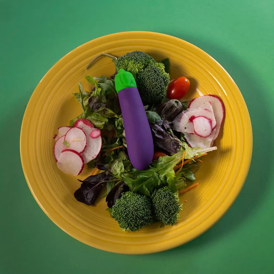 Emojibator Eggplant Personal Massager 4.84in Waterproof Silicone USB Rechargeable | 10 Vibration Settings thumbnail 6