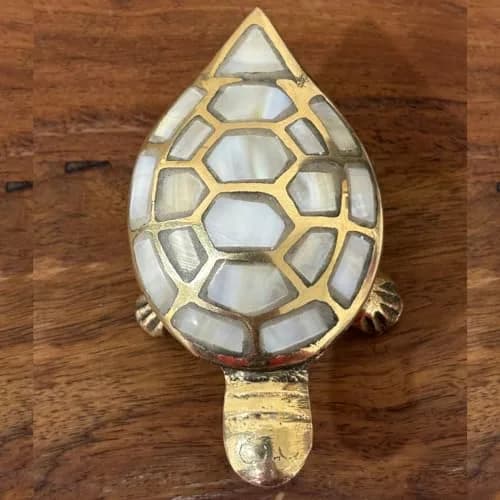 DIVE DECOR Feng Shui Brass Tortoise Figurine | Longevity, Wealth & Prosperity Symbol (1.5 cm H x 4 cm L x 2.5 cm W) thumbnail 4