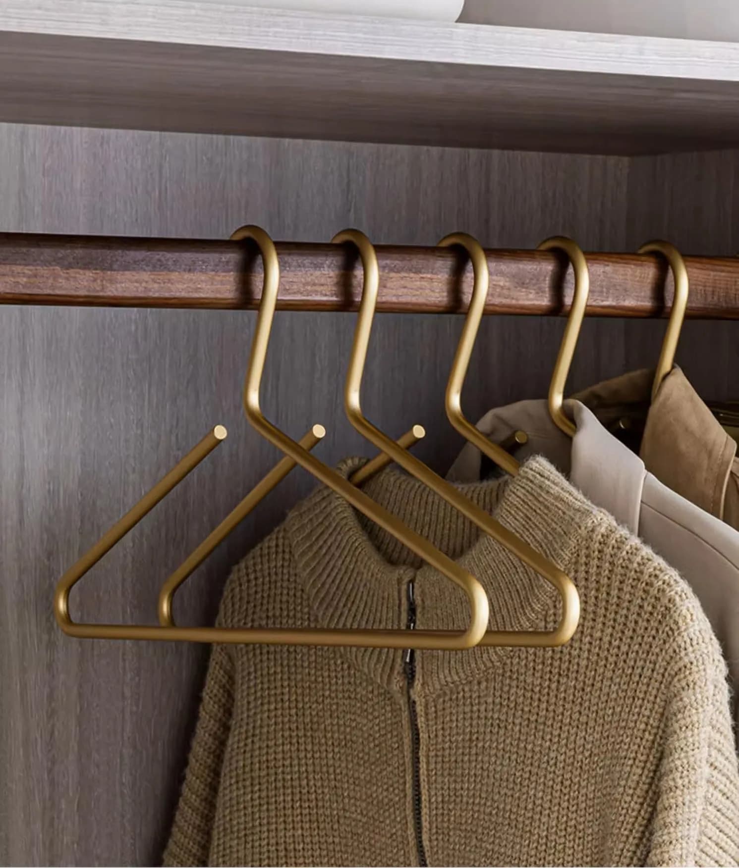 WONQEXZ Silver 6 Piece Coat Hangers | Extra Smooth & Durable Aluminum Alloy Support — Golden Elegant Hanger（6）
