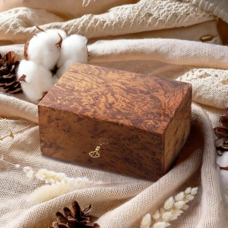 BAZAARDI Hand Carved Wooden Jewelry Box 6x4.35x3 in | Lockable Moroccan Thuya Burl thumbnail 5