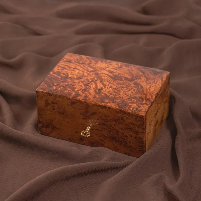 BAZAARDI Hand Carved Wooden Jewelry Box 6x4.35x3 in | Lockable Moroccan Thuya Burl thumbnail 7