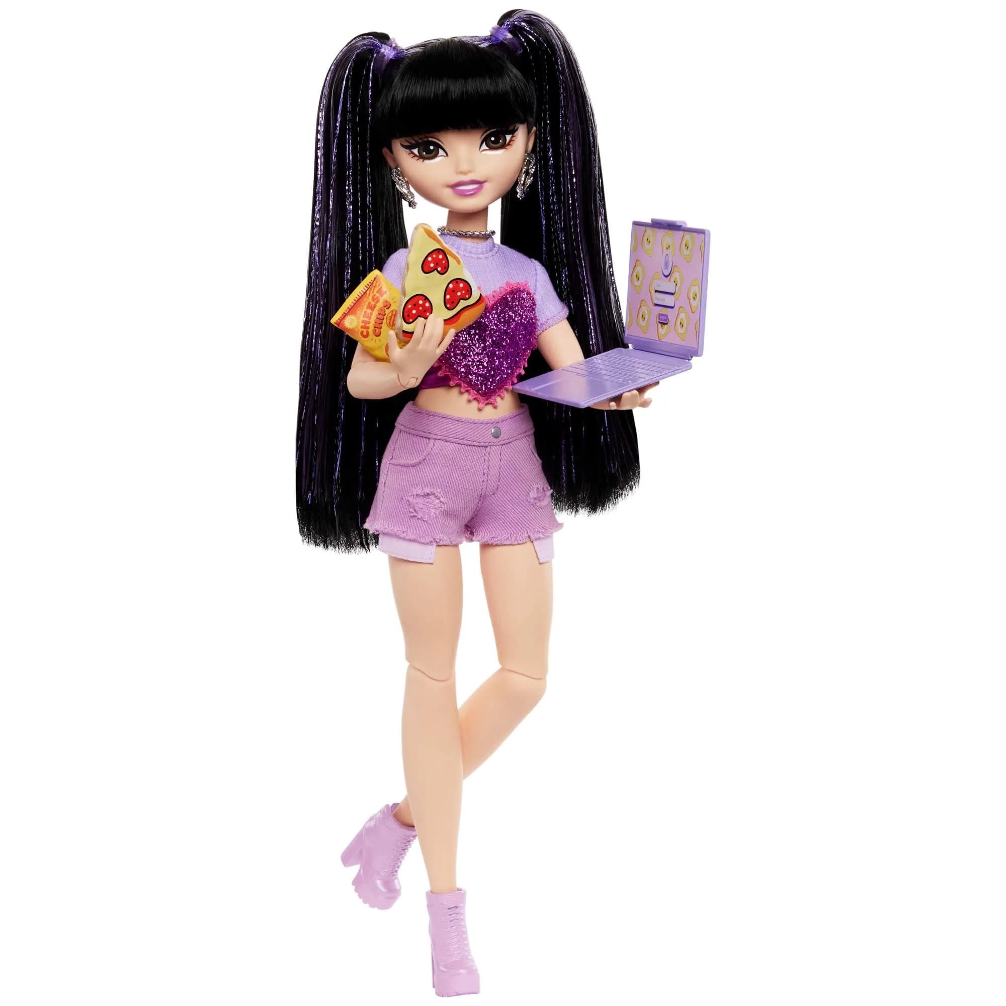Barbie Dream Besties Renee Doll and Accessories with 11 Pieces | Ages 4+ — Multicolor
