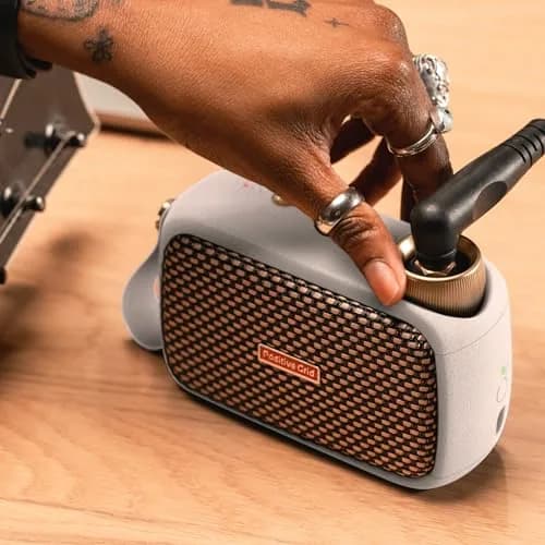 Positive Grid Spark GO 5W Ultra-Portable Smart Amp & Speaker – Pearl | 10.16cm (4 inch) Speaker thumbnail 4