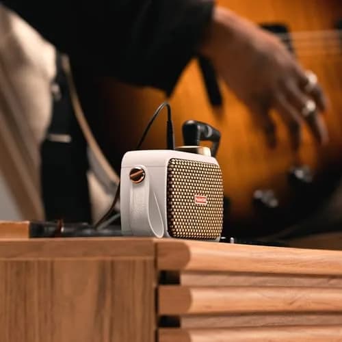 Positive Grid Spark GO 5W Ultra-Portable Smart Amp & Speaker – Pearl | 10.16cm (4 inch) Speaker thumbnail 3