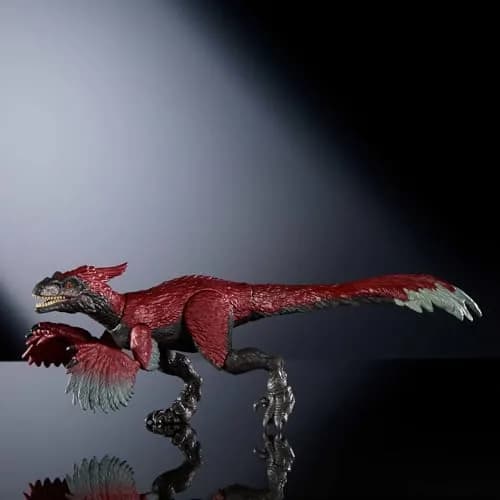 Mattel Jurassic World Hammond Collection Pyroraptor Dinosaur Figure 20.8 cm (8.2 inches) | Highly Posable Action Figure with Glass Eyes & Wired Tail thumbnail 2