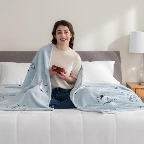 Berkshire Blanket Peanuts® VelvetLoft® Snoopy Plush Blanket Twin 60 in x 90 in | Official Peanuts® Product thumbnail 2