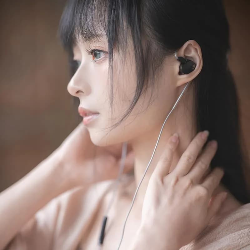 Moondrop CHU II DSP In-Ear Monitors with Microphone | 10mm Dynamic Driver, USB-C, 119dB Sensitivity - view 5