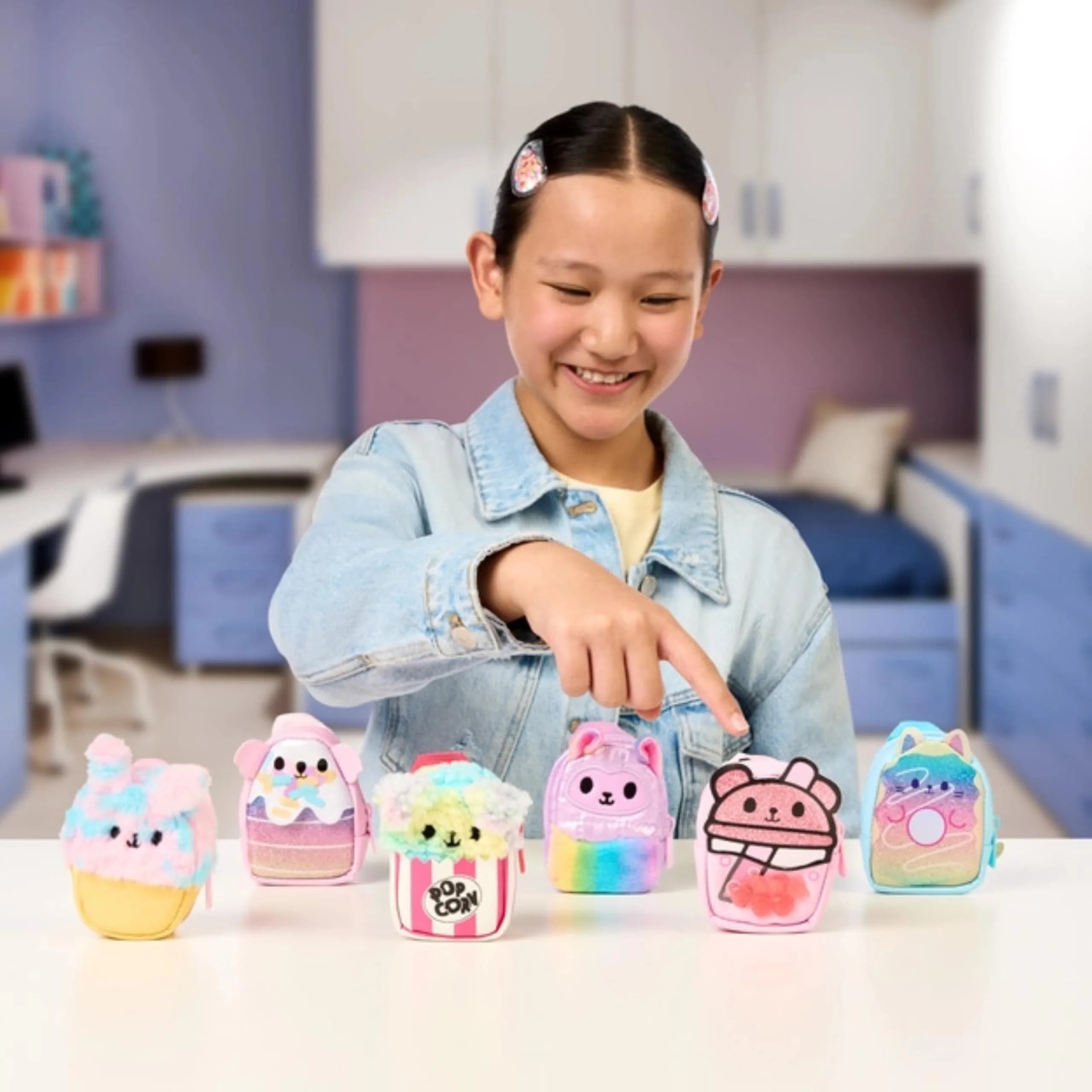 REAL LITTLES Scented Surprise Micro Backpacks 6-Pack | Food Themed with 5 Scented Stationery Surprises Each - view 2