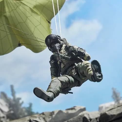 G.I. Joe Classified Series 60th Anniversary Action Pilot - Halo (High Altitude Low Opening) Jumper, 6 Inch Action Figure with Parachute & Accessories | Collectible 6-inch Toy thumbnail 5