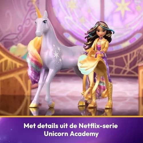 Unicorn Academy Sophia & Wildstar Playset with 2 Accessories, Unicorn Toys, Ages 4+ | Imaginative Unicorn Adventure thumbnail 2