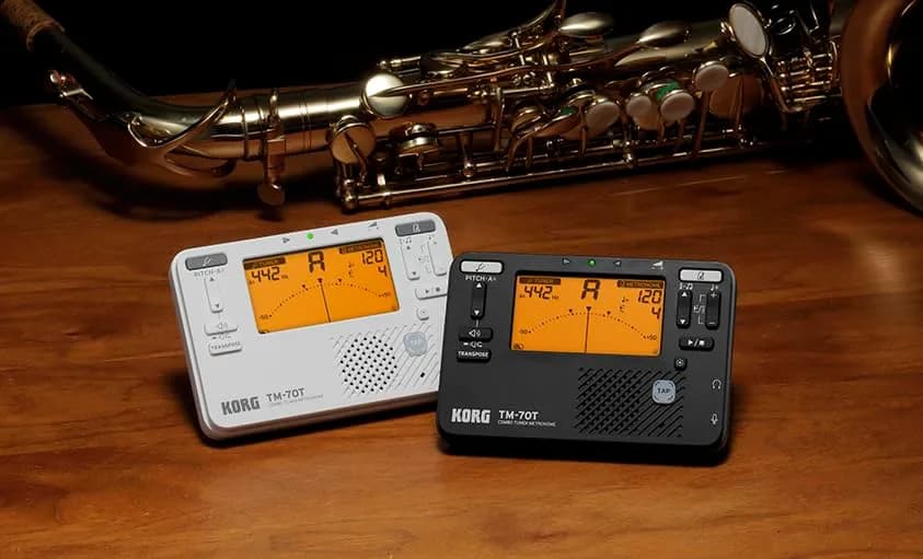 KORG TM-70T Tuner and Metronome with Sound Out, Transpose & Chromatic Modes - White | Compact, Accurate & Versatile thumbnail 3