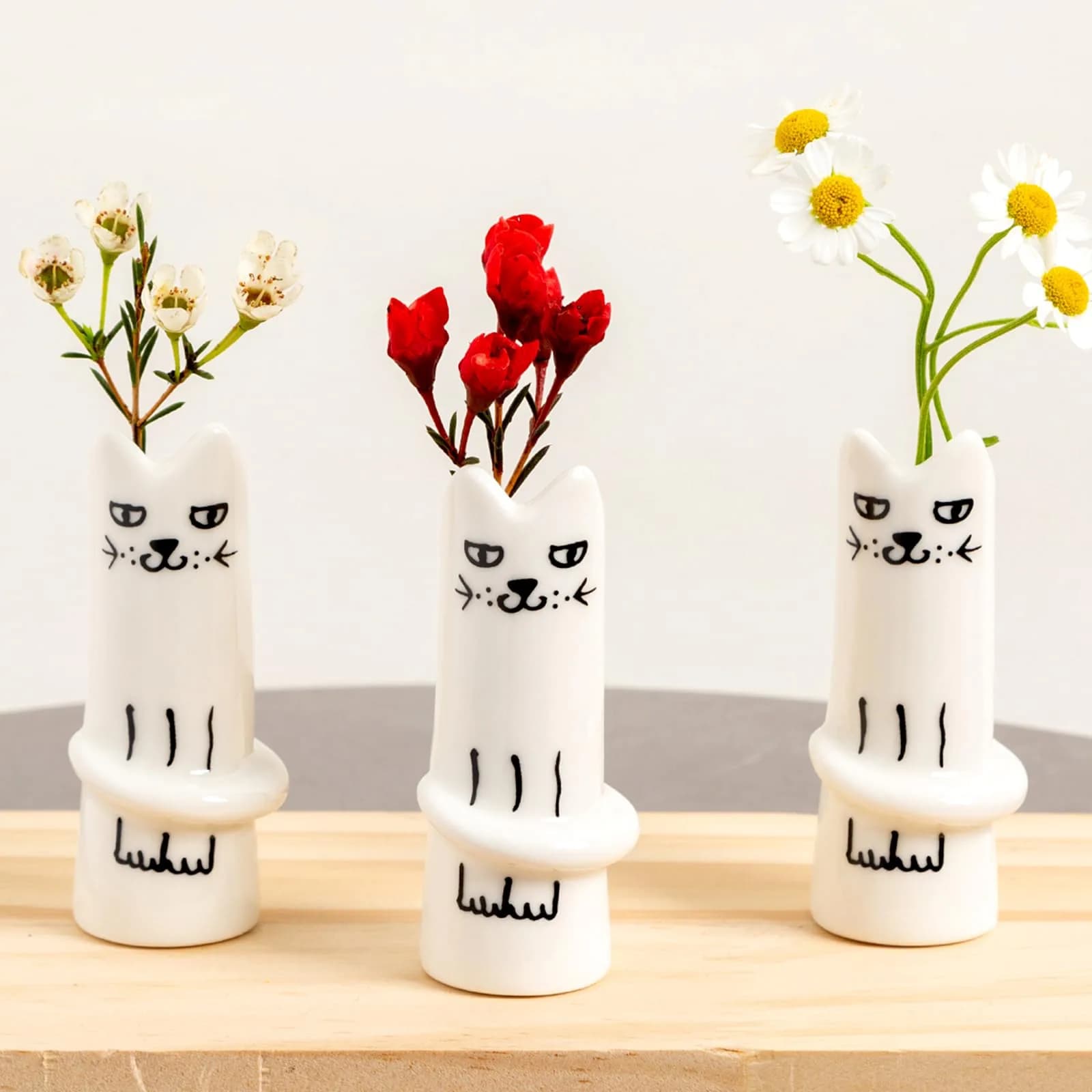 MOUGIGI Mini Vase 1.18 inches Ceramic Japanese Onigiri Rice Ball | Handmade, Cute Home Decor — 3 Pcs Cat Vase