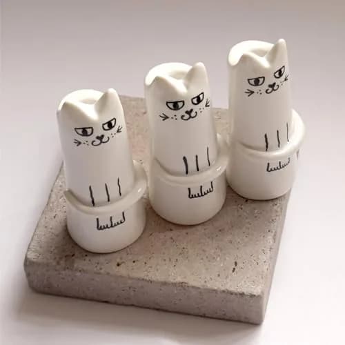 MOUGIGI Set of 3 Cat Flower Vase Bud Ceramic Mini Handmade Tiny Vases | Whimsical Home Decor thumbnail 4