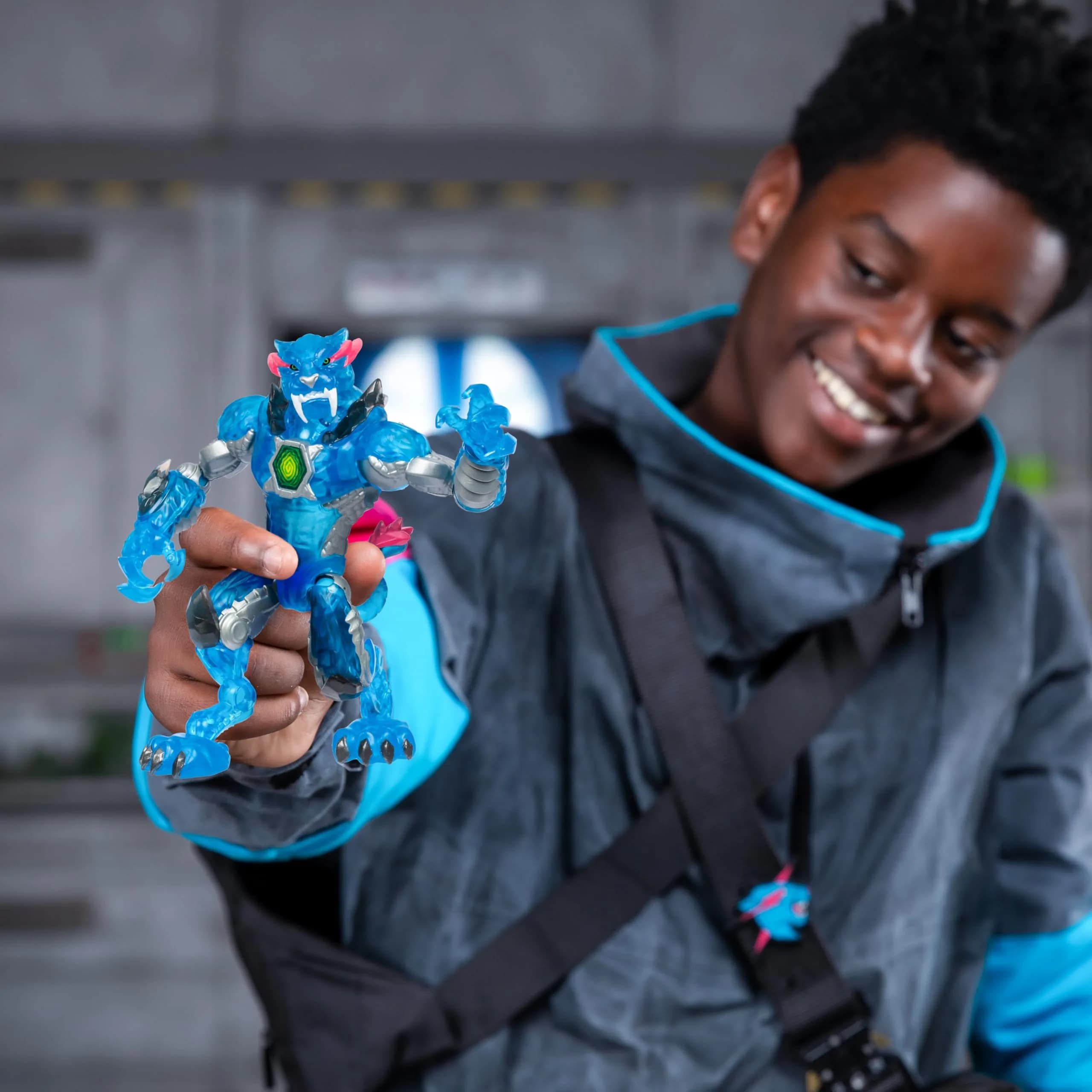 MRBEAST LAB Stealth Panther Mutator Action Figure 13cm (5.5 inches) | ASTM-Tested Toy for Kids 3-18 - view 4