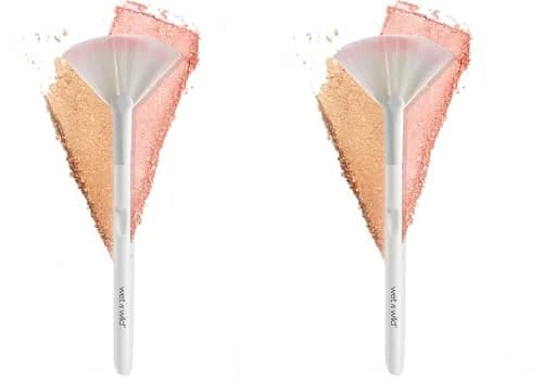 wet n wild Fan Brush - Pack of 2 for Highlighter & Blush Application thumbnail 1