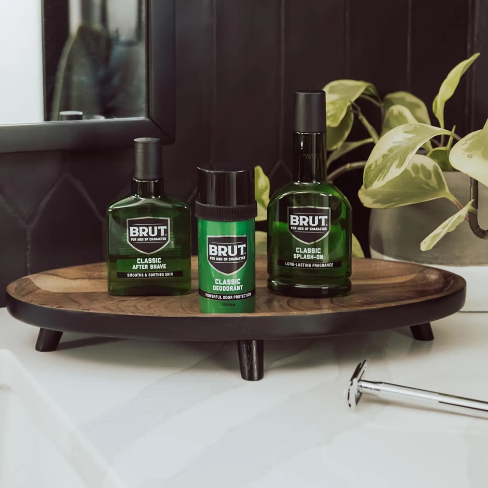 Brut Original Fragrance After Shave Lotion 148ml (5 Fl Oz) | Classic Scent for Men - view 7