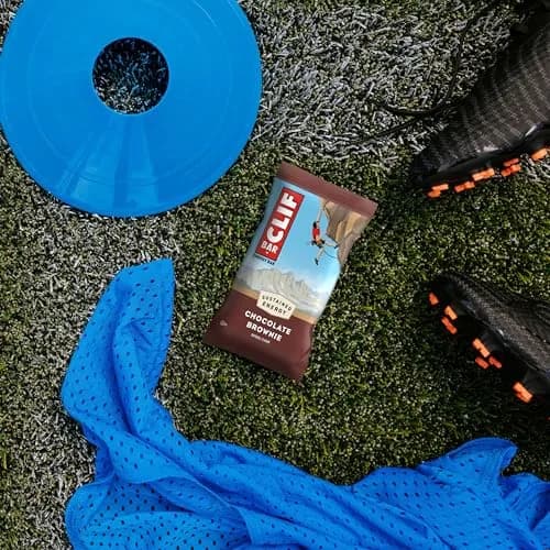 CLIF BAR Chocolate Brownie Protein Energy Bars 15ct (510g / 18oz) | Sustained Energy for Active Bodies thumbnail 7