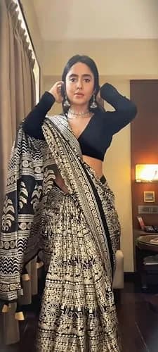 Ethnic Junction Women's Art Silk Kalamkari Print Saree with Blouse Piece, Black & Beige, 5.5m (18 ft) | Traditional Indian Wear thumbnail 4
