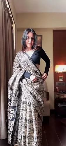 Ethnic Junction Women's Art Silk Kalamkari Print Saree with Blouse Piece, Black & Beige, 5.5m (18 ft) | Traditional Indian Wear thumbnail 5