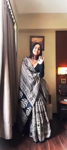 Ethnic Junction Women's Art Silk Kalamkari Print Saree with Blouse Piece, Black & Beige, 5.5m (18 ft) | Traditional Indian Wear thumbnail 6