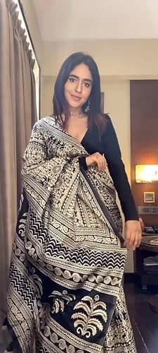 Ethnic Junction Women's Art Silk Kalamkari Print Saree with Blouse Piece, Black & Beige, 5.5m (18 ft) | Traditional Indian Wear thumbnail 3