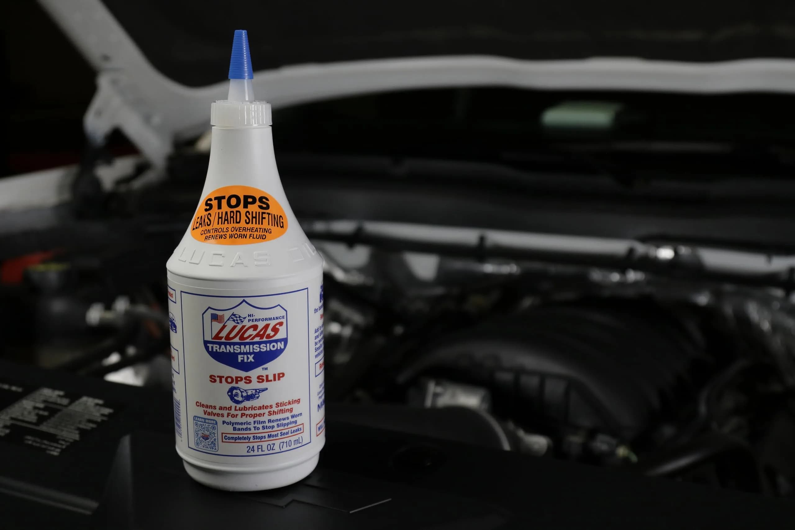 Lucas Oil Transmission Fix 1.44L (48 Fl Oz) Pack of 2 | Stops Slips & Leaks - view 6