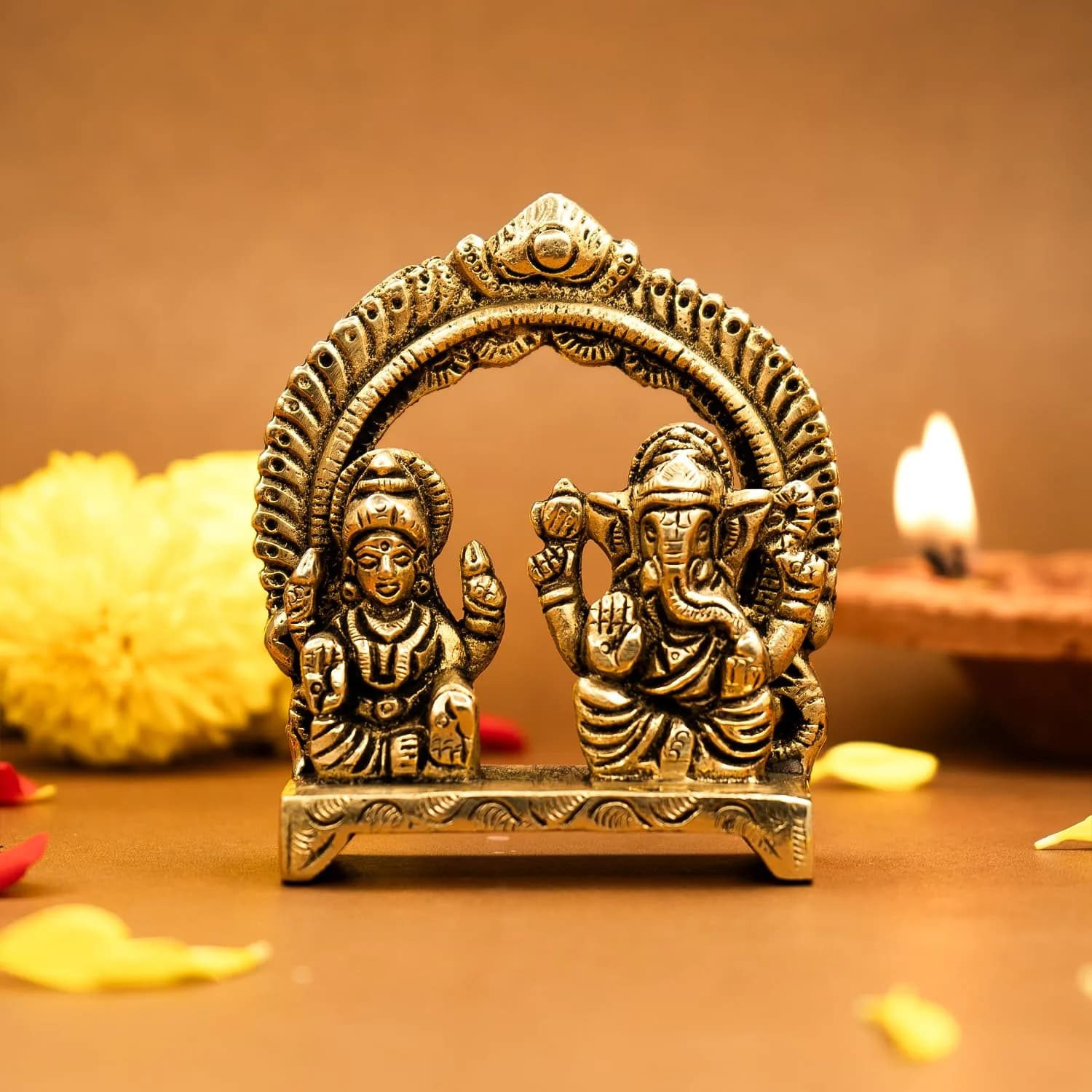 Ekhasa Brass Lakshmi Ganesha Murti 8cm | Diwali Puja & Home Decor | Pital Idol — Ganesh Lakshmi Idol on Singhasan