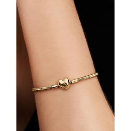 PANDORA Moments Engravable Heart Clasp Snake Chain Bracelet, 6.7" | Heart-shaped Clasp & 14k Gold Plated thumbnail 6