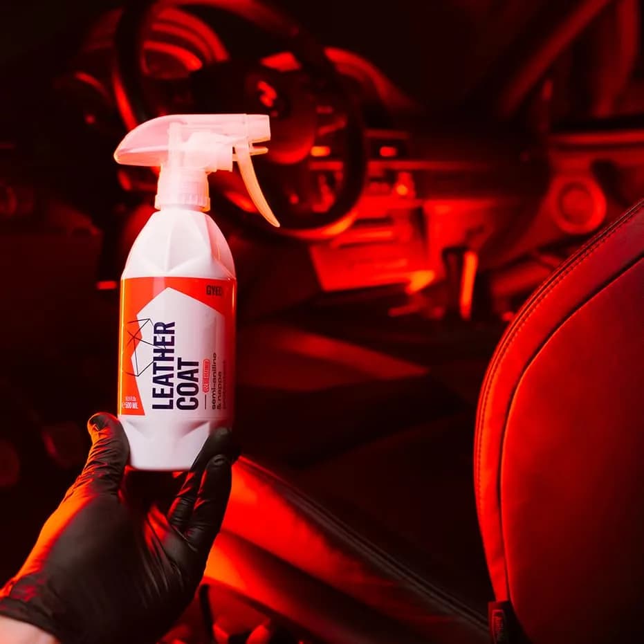 Gyeon Leather Shield EVO Ceramic Leather Coating 500ml (16.9 fl oz) | Hydrophobic Shield for Car Interiors thumbnail 6