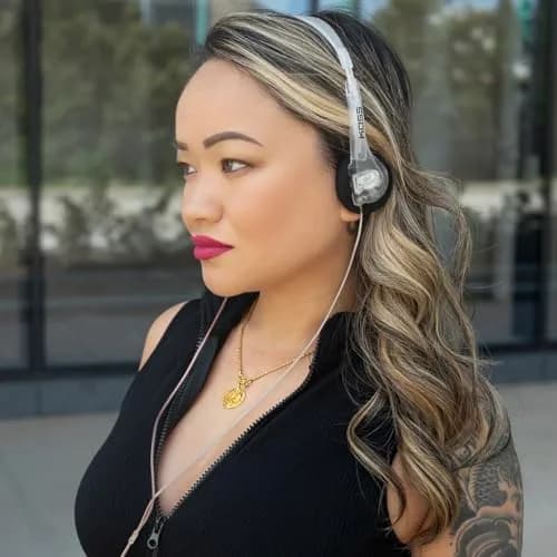 Koss CL/2 Clear Retro 90s Style On-Ear Headphones, Wired Plug | Balanced Sound & Vintage Design thumbnail 6