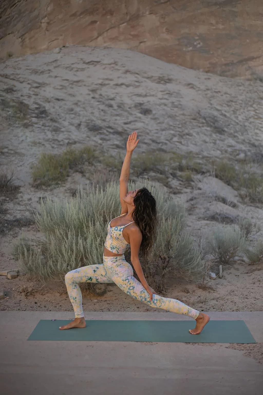 Manduka eKO SuperLite Yoga Mat 71" x 24" (1.5mm) | Foldable Travel Mat with Textured Grip - view 6