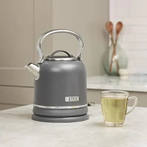 Haden Chelsea 1.7-Liter Stainless Steel Electric Kettle with Retro Design, 120V | 7-Cup Capacity, Auto Shut-Off & Boil-Dry Protection thumbnail 3