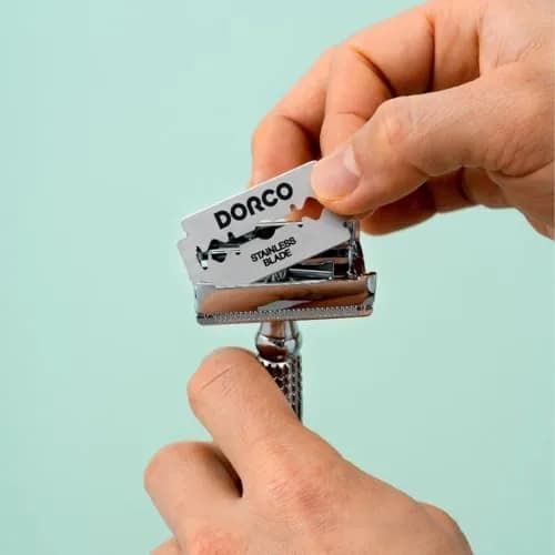 DORCO Razor Blades 100 Count | Premium Stainless Steel Double Edge Blades for Men thumbnail 5