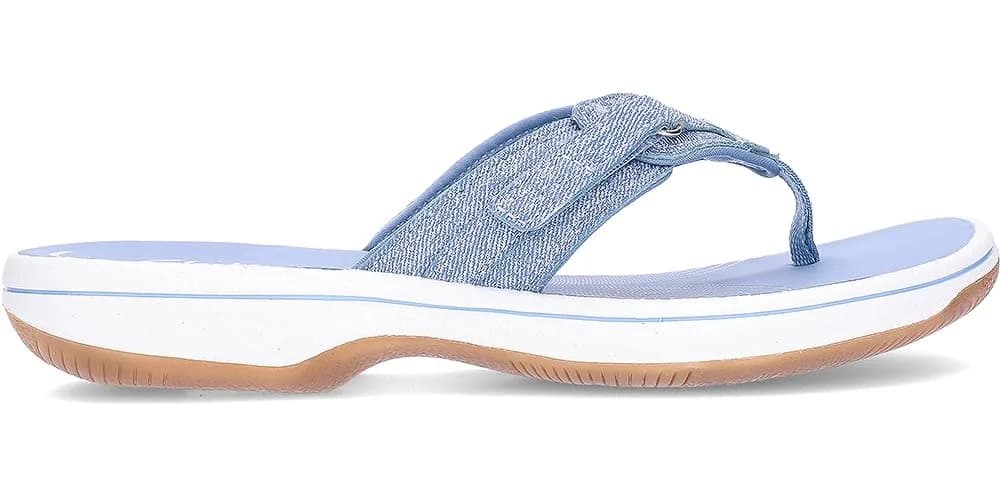 Clarks Women's Breeze Sea Flip-Flops 5 US | Casual Comfort with Classic Style - main product image