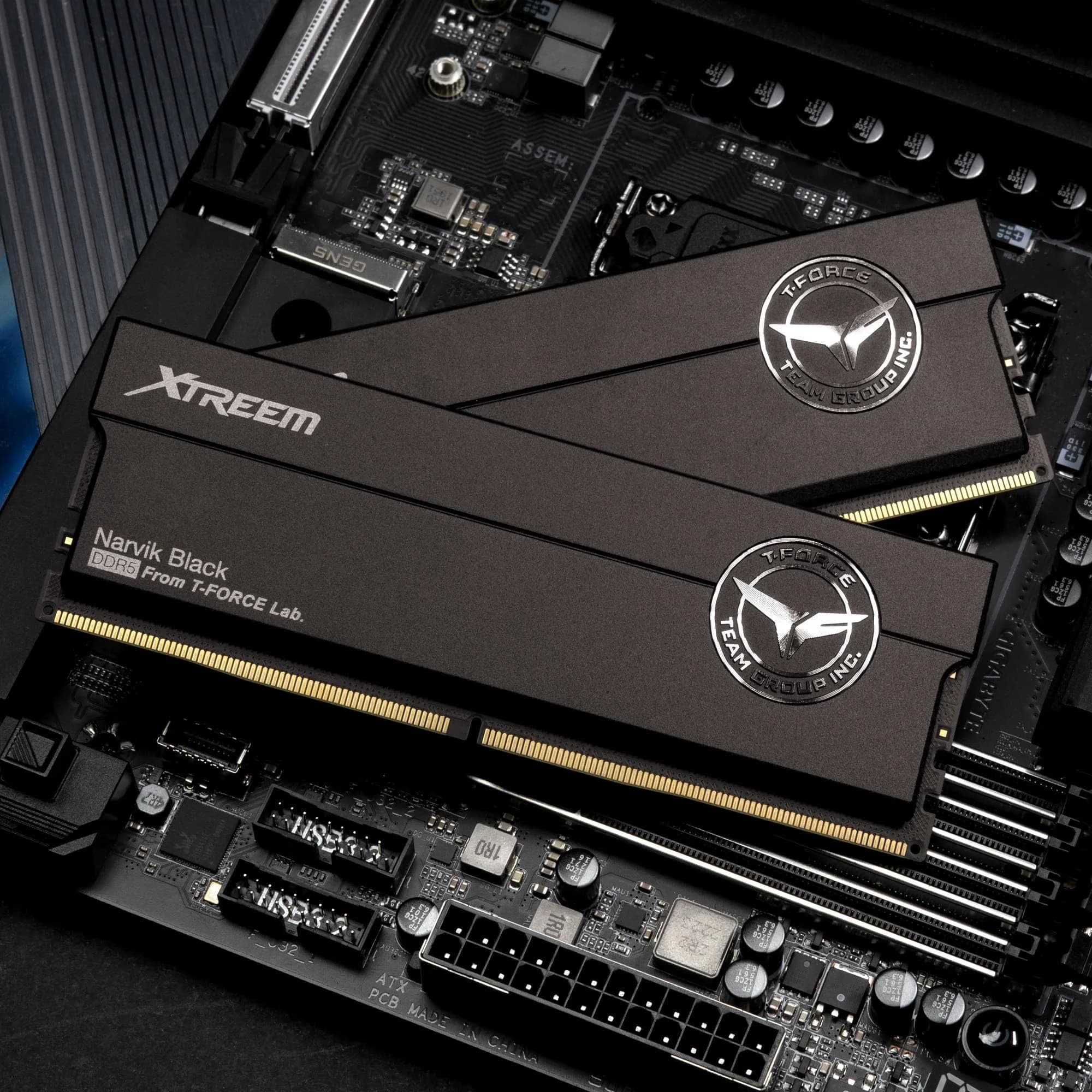 TEAMGROUP T-Force XTREEM DDR5 RAM 32GB (2x16GB) 6400MHz CL32 | High-Performance Desktop Memory - view 6