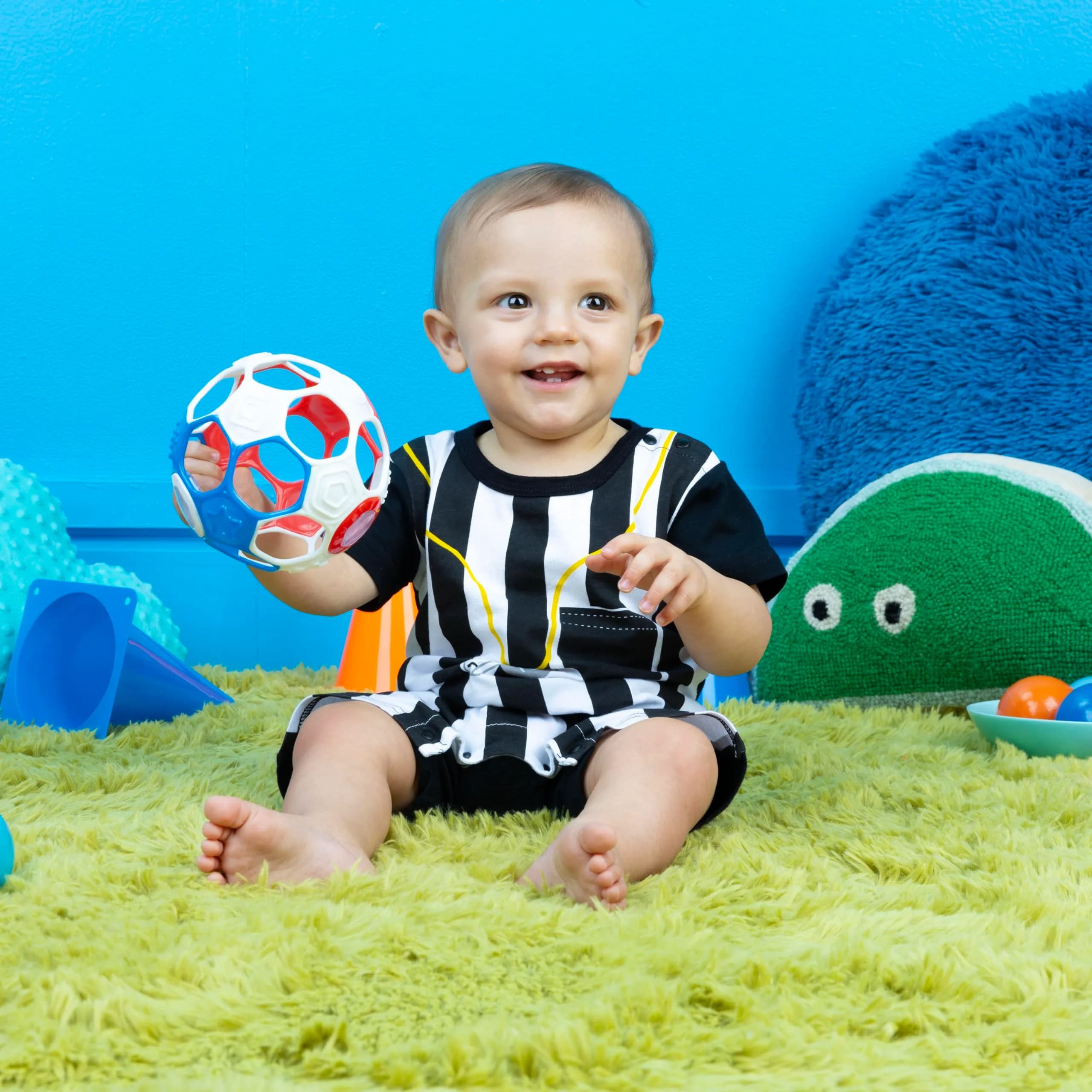 Bright Starts Oball Grippin' Goals Rattle Soccer Ball 2-Pack | Easy-Grasp Toy for Newborns & Up - view 4