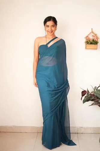 StyleScope Kalki Rama Ready Pleated Saree with Unstitched Blouse Piece | Georgette, One Size thumbnail 3