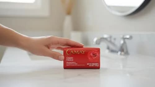 Camay Classic Bar Soap, Rose Essence, 8-Pack of 4.41 Oz Each | Scented, Moisturizing for All Skin Types thumbnail 5