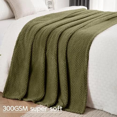 Jungle Star Green Blanket Queen Size | Super Soft 300GSM Cozy Throw for Couch & Bed thumbnail 3