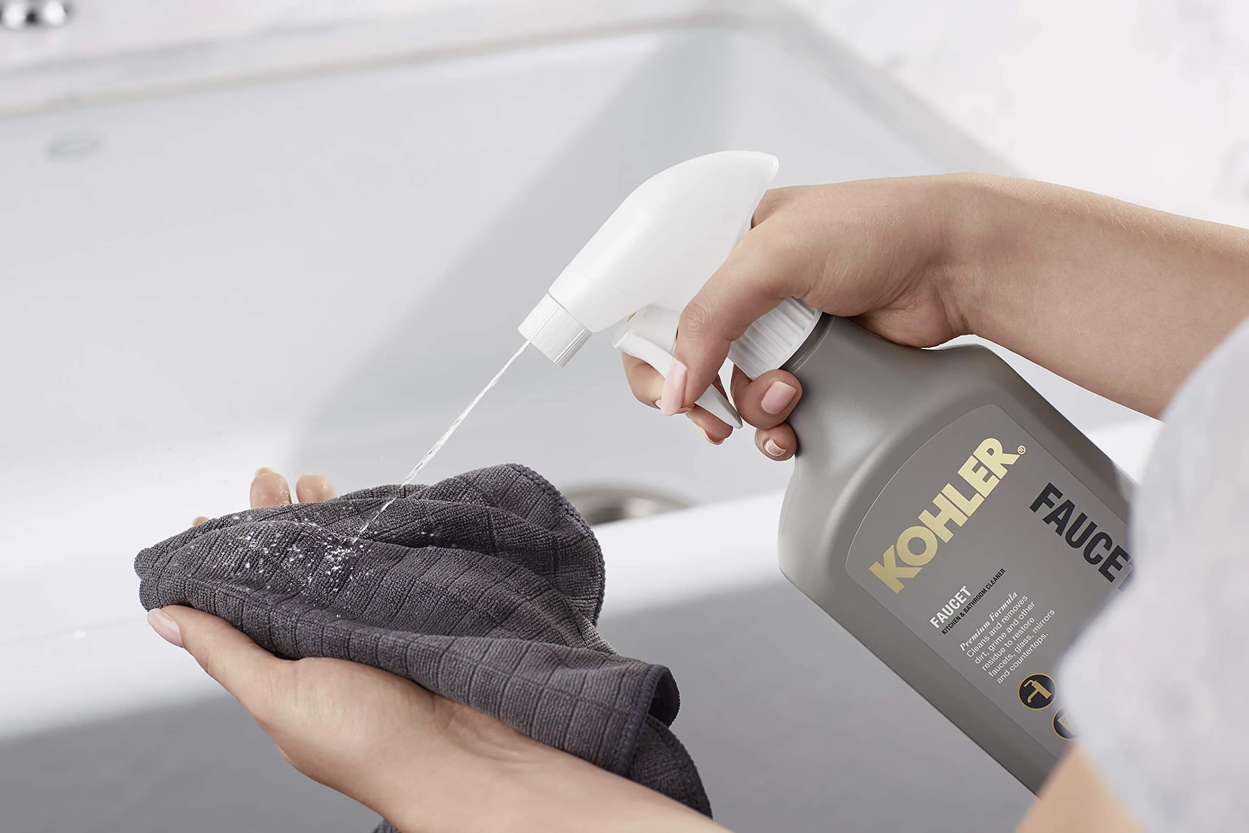 Kohler Faucet Cleaner 1.65 L (56 Fl Oz) Pack of 2 | Ammonia & Alcohol-Free Formula for Streak-Free Shine - view 5