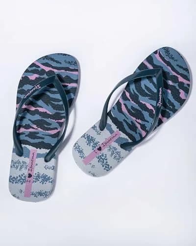 Ipanema Women Animal Print Vi Fem Flip-Flop, Blue Lilac, 9 UK | Elegant Animal Print with Metallic Straps thumbnail 4