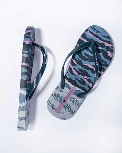 Ipanema Women Animal Print Vi Fem Flip-Flop, Blue Lilac, 9 UK | Elegant Animal Print with Metallic Straps thumbnail 5
