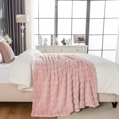 Jungle Star Pink Faux Fur Bubble Throw Blanket 127x152 cm (50"x60") | Soft Fluffy Plush for Couch & Bed thumbnail 7