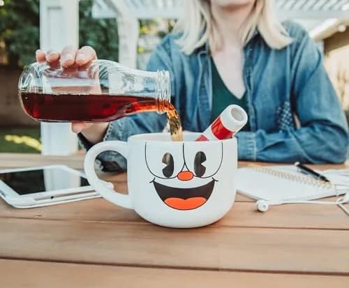 Toynk Cuphead Ceramic Coffee Mug and Straw | 20 Ounces | Official Cartoon Character thumbnail 5