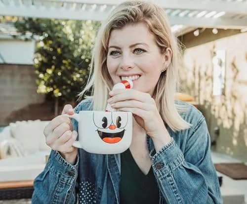 Toynk Cuphead Ceramic Coffee Mug and Straw | 20 Ounces | Official Cartoon Character thumbnail 7