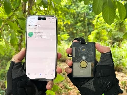 seeed studio Location Tracker T1000-E for Meshtastic | High-Precision, Low-Power GPS & LoRa Support thumbnail 4