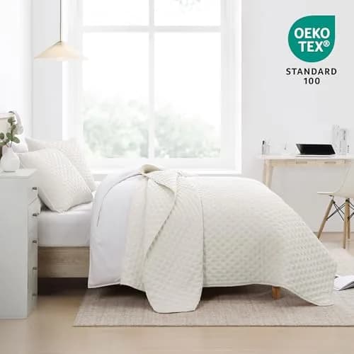 Cathay Home Basic Bedding Home Essential All Season 3PC Ultrasonic Microfiber Quatrefoil Quilt Set - Coconut Milk, Twin/Twin XL thumbnail 6