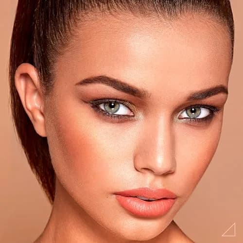 Ofra Eyeliner Pencil - Light Beige | Precise, Long-Lasting Waterproof & Smudge-Proof thumbnail 2
