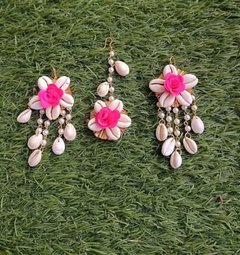 K&K KREATION Pink Floral Jewellery Set Medium | Handcrafted Elegance for Haldi Ceremonies thumbnail 4